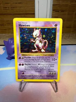 Mewtwo 010/102 Base Set (Shadowless) Holo Pokemon TCG WOTC Vintage - Image 1