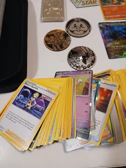 Pokemon Tcg 550+ Card Lot 23k Gold , Fan Art Holos Ultra Rare Chips Book Toppers - Image 2