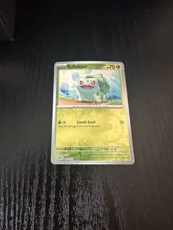 POKEMON BULBASAUR #001/165 COMMON REVERSE HOLOFOIL VIOLET SCARLET 151 NM CARD - Image 1