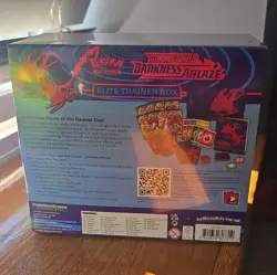 Pokemon TCG Elite Trainer Box - Sword & Shield Darkness Ablaze Eternatus 2020 - Image 4