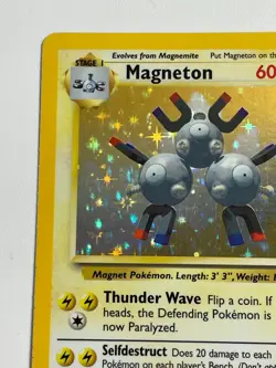 * Pokemon Magneton 9/102 Base Set Holo Rare Vintage WOTC LP/LP+ - Image 2