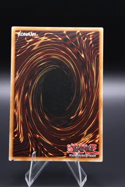 Dark Magician (UTR) YSYR-EN001 Yugi Reloaded 1st Edition (Damage- bottom right) - Image 4
