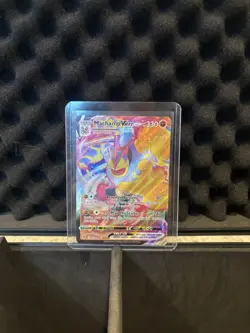 Pokemon TCG Machamp VMAX Astral Radiance 073/189 Holo Ultra Rare - Image 1