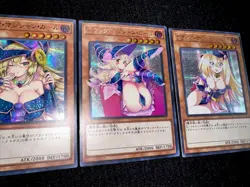 🔥 YUGIOH • DARK MAGICIAN GIRL SEXY • PRISMATIC SECRET RARE • SET 3X • NM 🔥 - Image 5