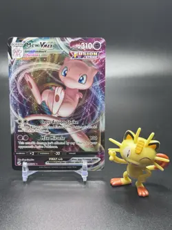 Mew VMAX 114/264 Pokemon Swsh08: Fusion Strike Holo - NM - Image 1