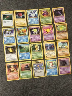 20 Card WOTC Pokemon Lot Vintage PLAYED DMG - Image 1