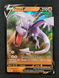 Carte Pokemon : Ptera V Ultra Rare 2022 Origine Perdue 092/196 Exc 🇲🇫 - Image 1