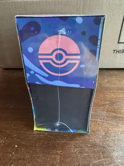 Chaos Rising Pokemon Center ETB Elite Trainer Box (crease On Front) - Image 3