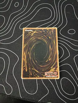 Yu-Gi-Oh Dark Magician Girl CT2-EN004 Secret Rare Limited Edition Promo - Image 4