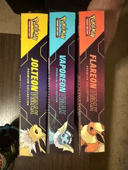 Pokemon Eeveelution Vmax Premium Collection Vaporeon Flareon Jolteon Set of 3 - Image 3