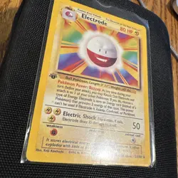 Pokemon BASE SET 1st Edition ELECTRODE 21/102 - Image 2
