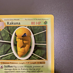Kakuna 33/102 1st Edition Shadowless Base Set NM Light Stamp- Pokemon Card - Image 3