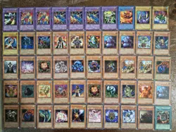 Mega Lotto Yugioh oltre 700 carte, 100 Rare Super Ultra Rare Ita Eng Collezione - Image 2