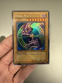 G2U Dark Magician SDY006 Starter Deck Yugi 1st Edition Foil Shift - Image 2