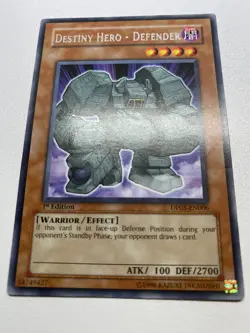 Yu-Gi-Oh! Destiny Hero - Defender Rare 1st Edition DP05-EN006 HP DAMAGED - Image 1