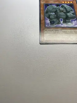 Yu-Gi-Oh! Destiny Hero - Defender Rare 1st Edition DP05-EN006 HP DAMAGED - Image 3