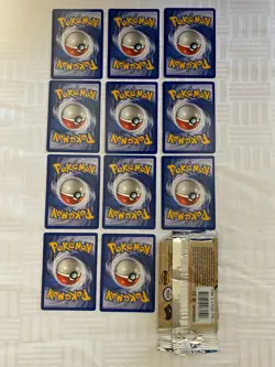 Pokemon Trading Cards Fossil - Image 2