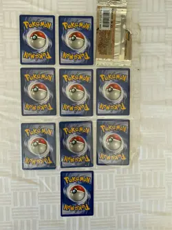 9 Pokemon Trading Cards - Fossil - Image 2