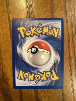 Pokemon Beedrill Base Set 17/102 Holo Trading Card Vintage, Rare Black Star - Image 2