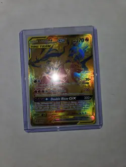 2021 Pokemon SM Black Star Promo SM247 Full Art Reshiram & Charizard GX - Image 2