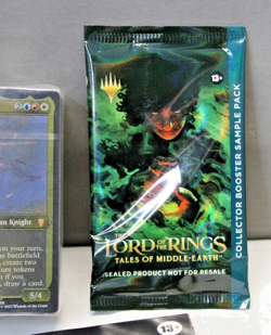 MAGIC THE GATHERING UNIVERSES BEYON LORD OF THE RINGS COMMANDER DECK & BONUS PAC - Image 3