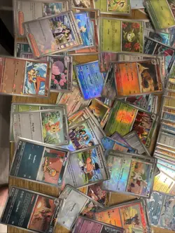 Huge Pokeball Pokemon Holo Lot 125 Cards - Image 5