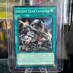 Ancient Gear Catapult - LDS1-EN089 - Common - 1st Edition Yugioh - Image 1