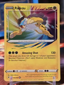 Raikou 050/185 Swsh04: Vivid Voltage Holo Amazing Rare Pokemon Card Near Mint - Image 1