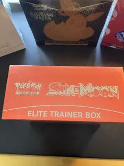 Pokemon TCG Sun & Moon Base Set ETB Solgaleo Elite Trainer Box 8 Booster Packs - Image 2