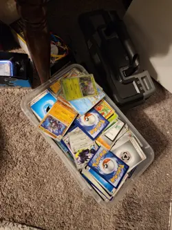 1000+ Pokemon Cards Bulk Lot Common and Uncommon & Holos! - Image 1