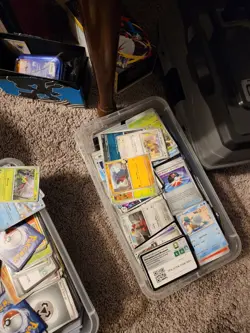 1000+ Pokemon Cards Bulk Lot Common and Uncommon & Holos! - Image 3