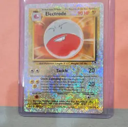 Pokemon TCG Electrode Legendary Collection 22/110 Reverse Holo 2002 90 HP - Image 2