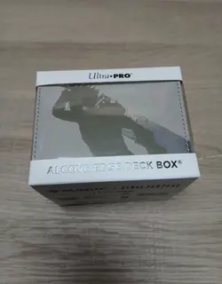 Ultra-Pro MTG Final Fantasy Alcove Edge Deck Box - Cloud- In Box - NEW - Image 1