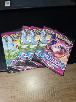 Pokemon TCG Sword & Shield x 6 packs Fusion Strike - Image 1