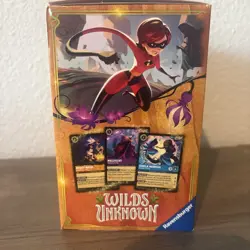 DISNEY LORCANA TCG: WILDS UNKNOWN ILLUMINEER'S TROVE BOX - Image 3