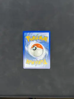 Pokemon TCG Galarian Moltres V 097/198 Chilling Reign Holo Near Mint - Image 2