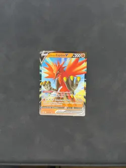 Pokemon TCG Galarian Zapdos V 080/198 Chilling Reign Holo Near Mint - Image 1