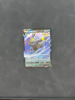 Pokemon TCG Umbreon V SWSH203 Black Star Promo Holo Near Mint - Image 1