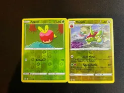 Evo Line: Applin Flapple Reverse Holo Evolving Skies NM Pokemon Cards - Image 1