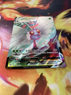 Butterfree VMAX 002/189 NM Full Art Ultra Rare Darkness Ablaze 2020 Pokemon TCG - Image 2