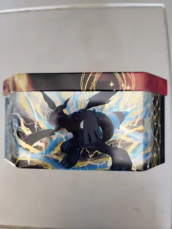 pokemon collectors tin 2012 Black&White Reshiram EX. Excellant condition EMPTY - Image 3