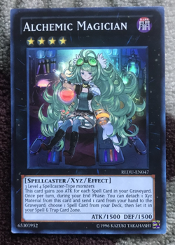 YU-GI-OH! ALCHEMIC MAGICIAN - REDU-EN047 - SUPER RARE (LP/NM) - Image 1