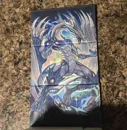 Yu-Gi-Oh! Mana Moon Amanda Lapalme Stardust Deckbox - Image 3