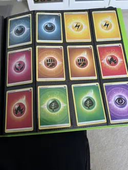 Pokemon TCG Brilliant Stars Master Set Complete With Binder + Trainer Gallery - Image 3