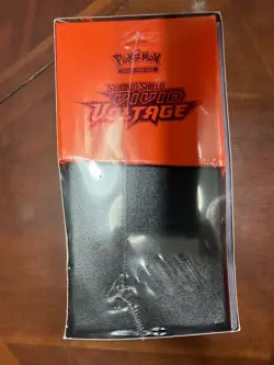 Pokemon TCG Vivid Voltage Elite Trainer Box ETB New & Sealed - Image 5