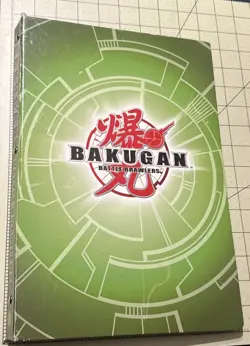 LOT OF 88 VINTAGE BAKUGAN BRAWLERS TRADING CARDS WITH Green BINDER - Image 3