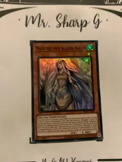 MAID MIT DEN BLAUEN AUGEN - SDBE-DE006 DEUTSCH Yu-Gi-Oh! CARD SUPER RARE HOLO - Image 2