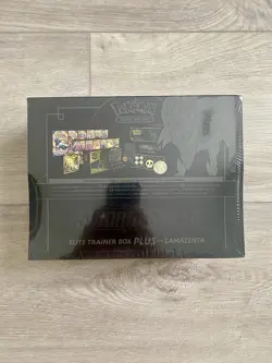 Pokemon TCG Sword & Shield Zamazenta ETB Elite Trainer Box Plus Factory Sealed ✅ 753569218804 - Image 2