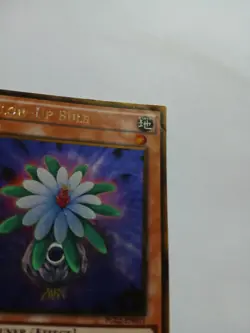 Yugioh Glow-Up Bulb Gold Rare PGL2-EN033 1st Ed Played - Image 2