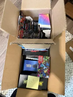 Massive Lot of Pokemon Bulk/Bulk Holo Cards - Image 5